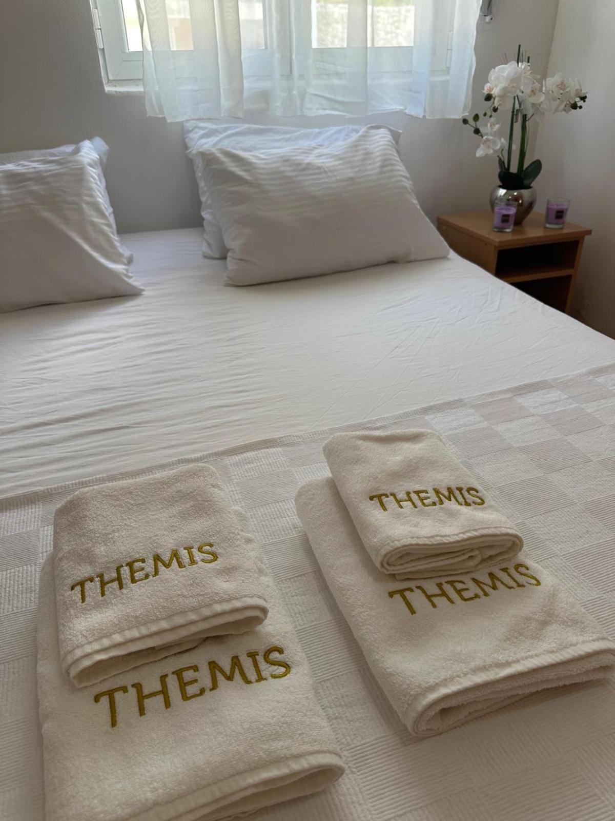 Themis Apart Hotel Kotor Exterior photo