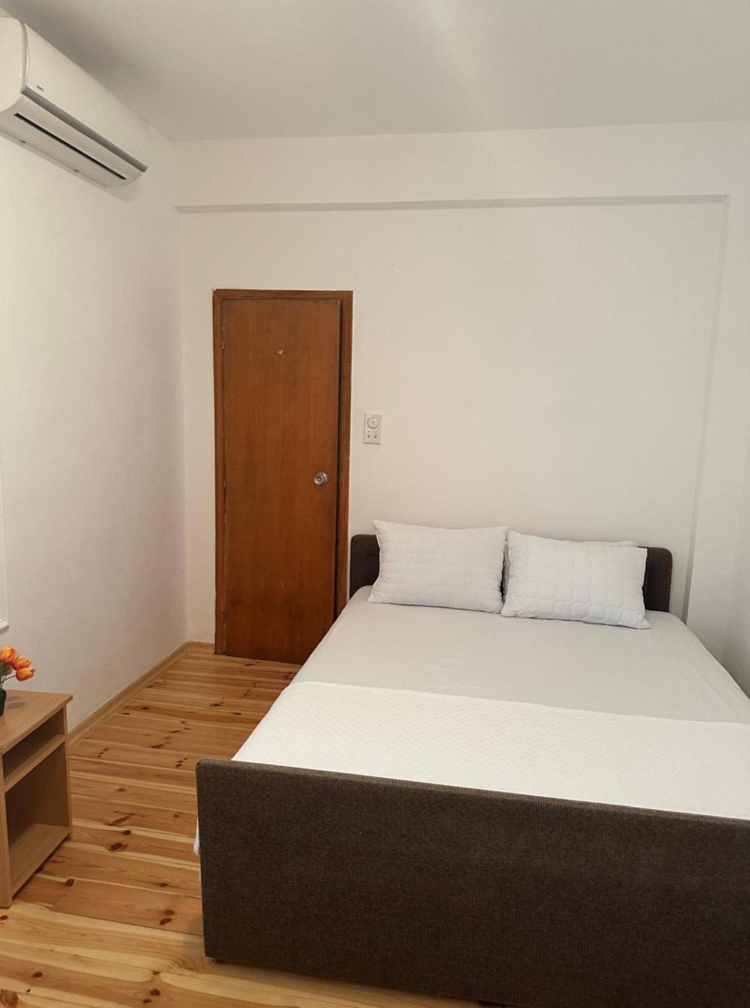 Themis Apart Hotel Kotor Exterior photo