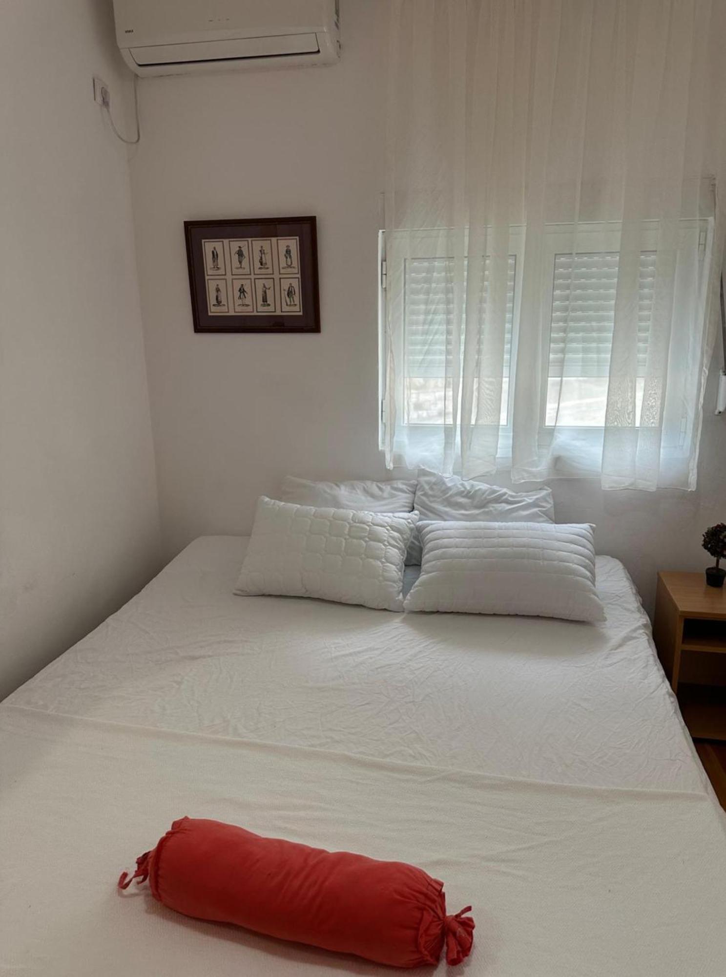 Themis Apart Hotel Kotor Exterior photo