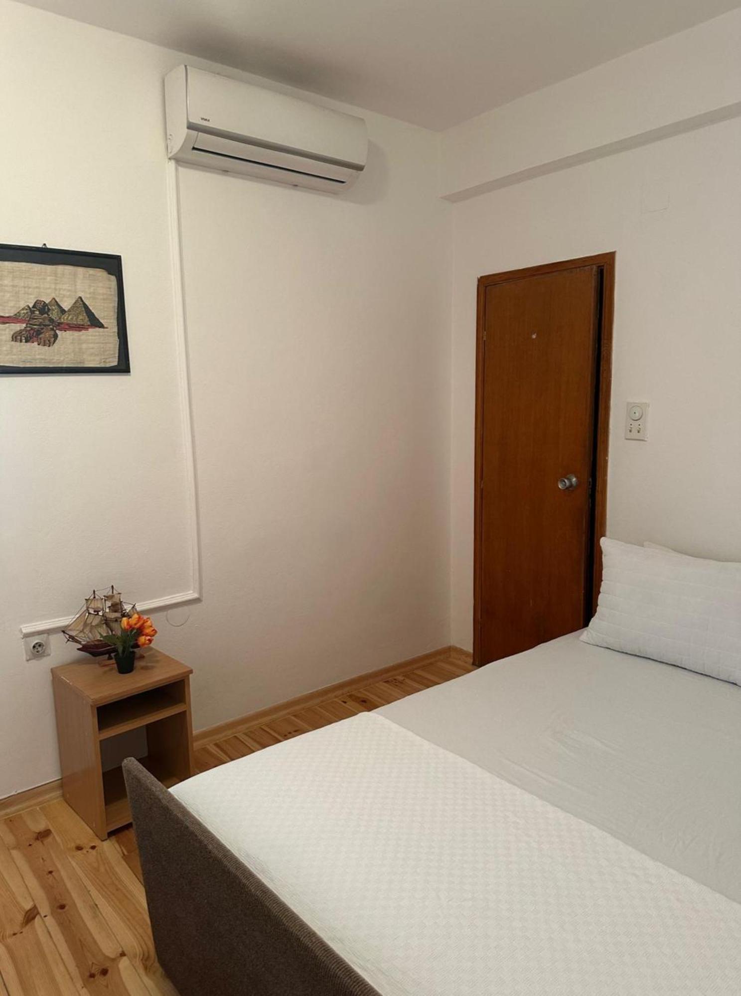 Themis Apart Hotel Kotor Exterior photo